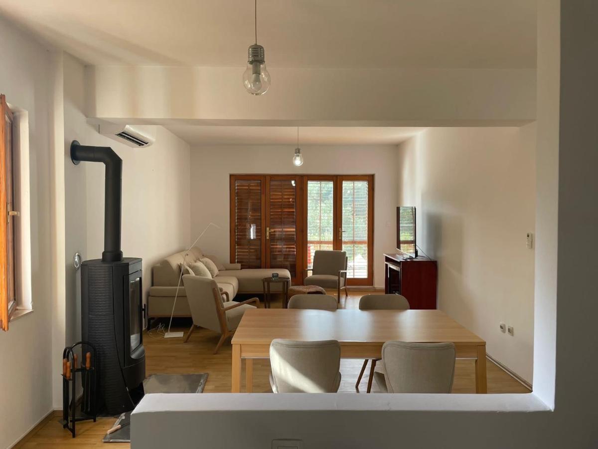 Six Bedroom Holiday Home Matea Ploce  Esterno foto