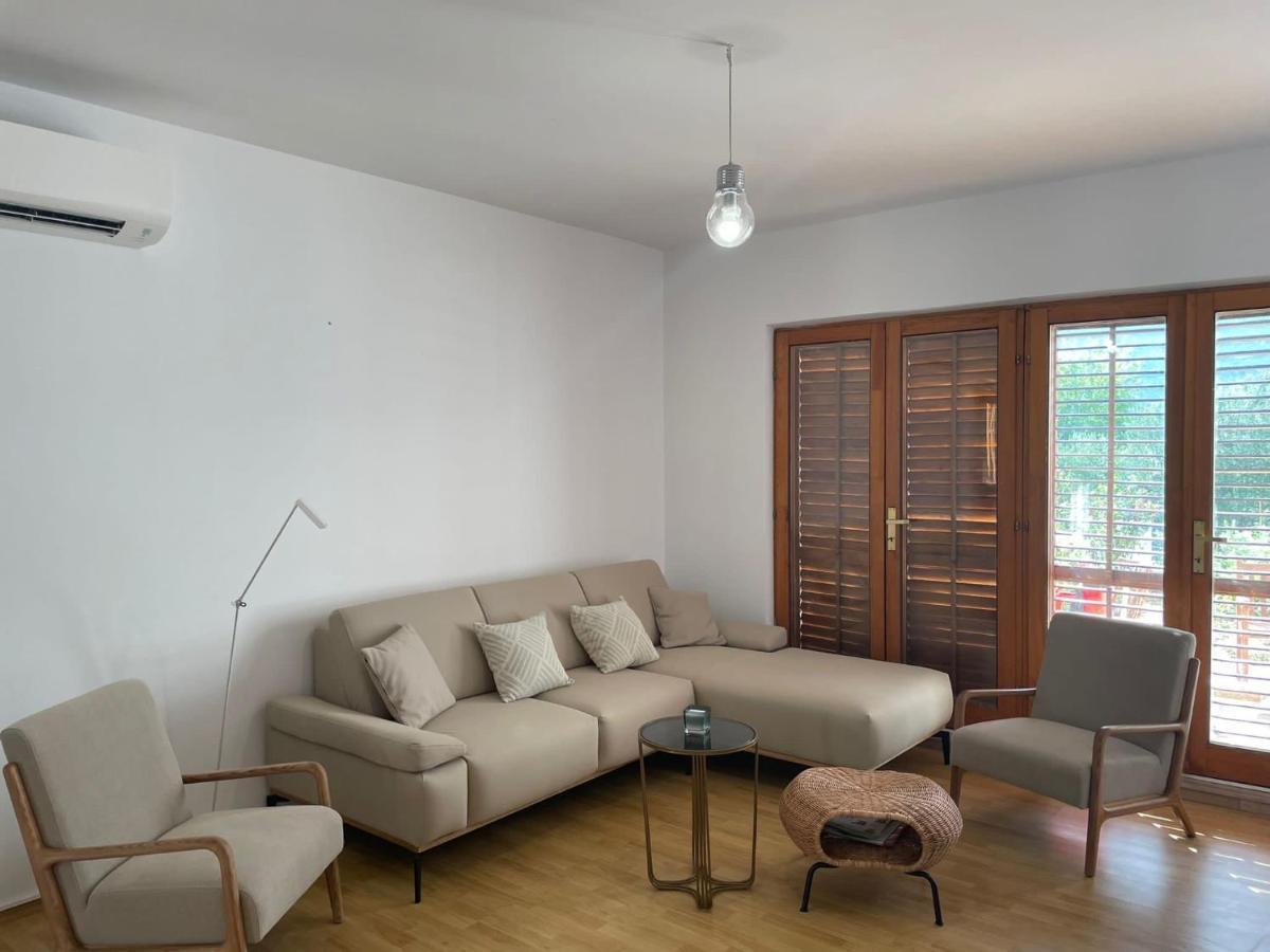 Six Bedroom Holiday Home Matea Ploce  Esterno foto
