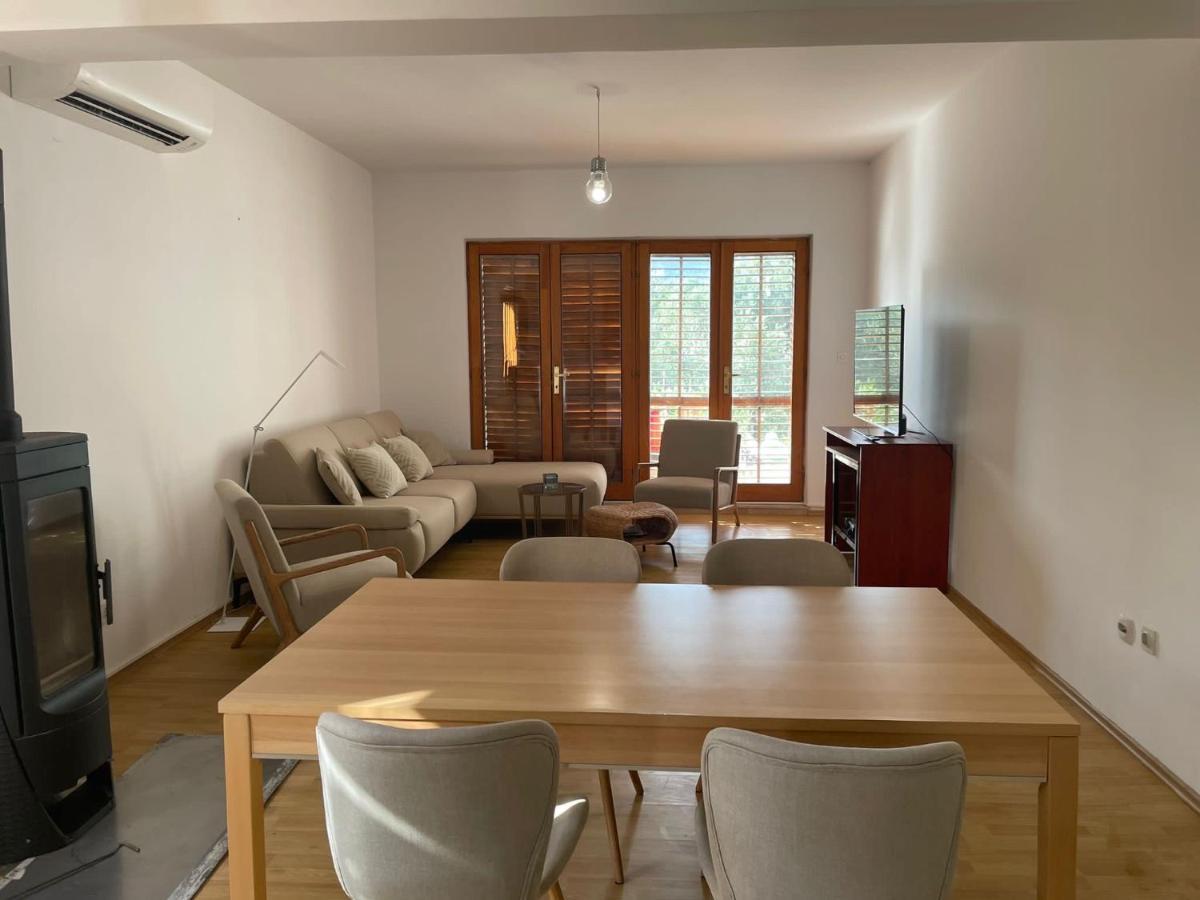 Six Bedroom Holiday Home Matea Ploce  Esterno foto