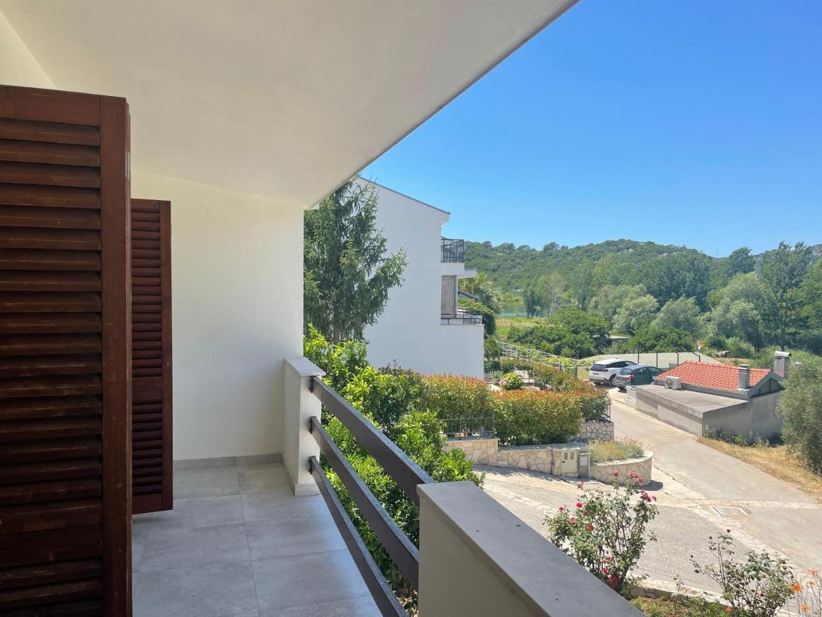 Six Bedroom Holiday Home Matea Ploce  Esterno foto