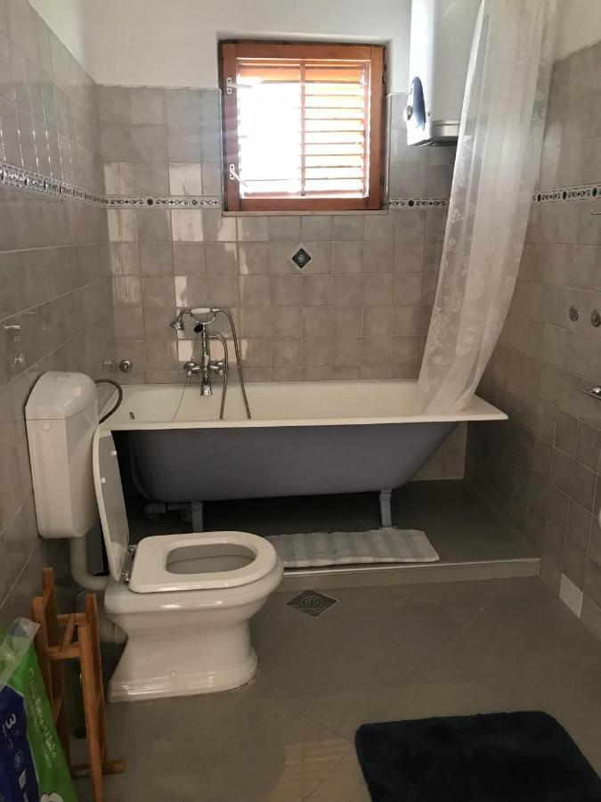 Six Bedroom Holiday Home Matea Ploce  Esterno foto