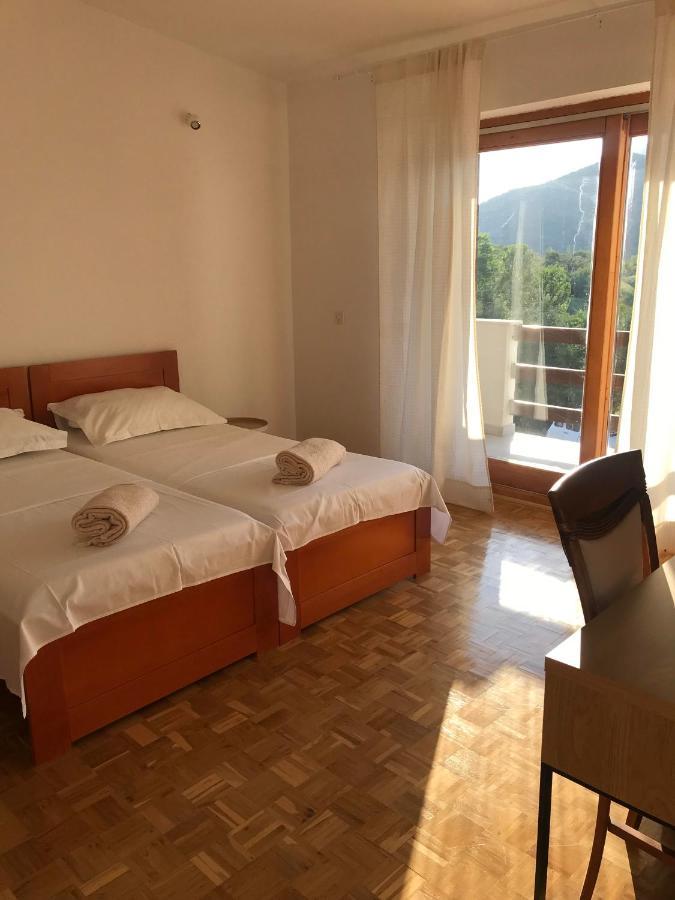 Six Bedroom Holiday Home Matea Ploce  Esterno foto