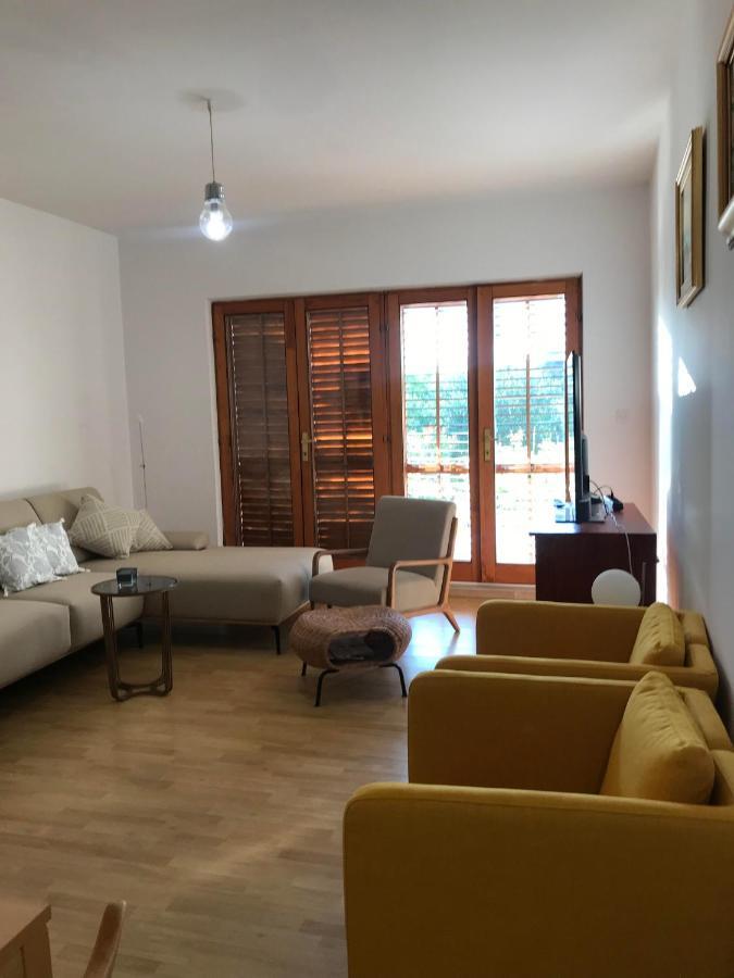 Six Bedroom Holiday Home Matea Ploce  Esterno foto
